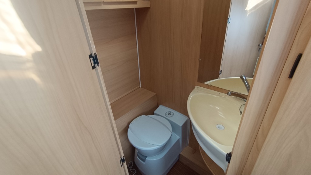 LMC Viola 330 WC — снимка 5