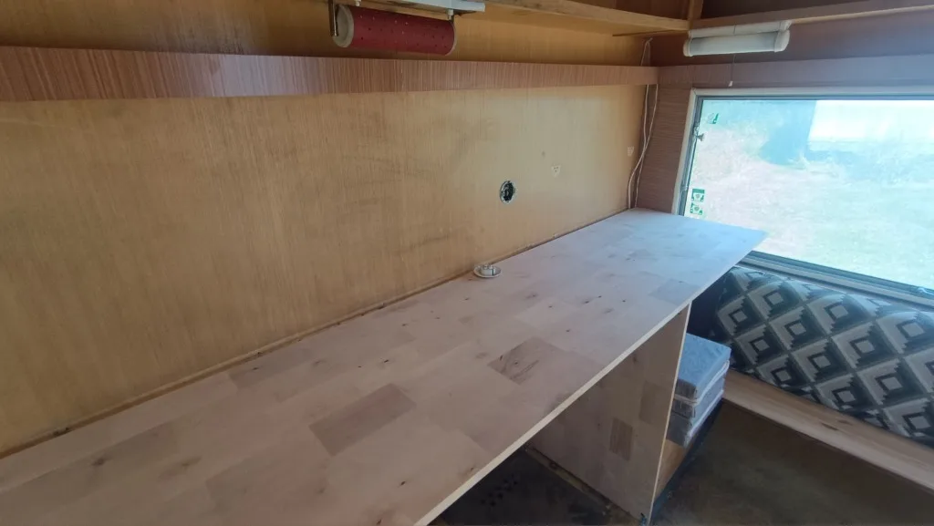 Knaus 380 750kg — снимка 5